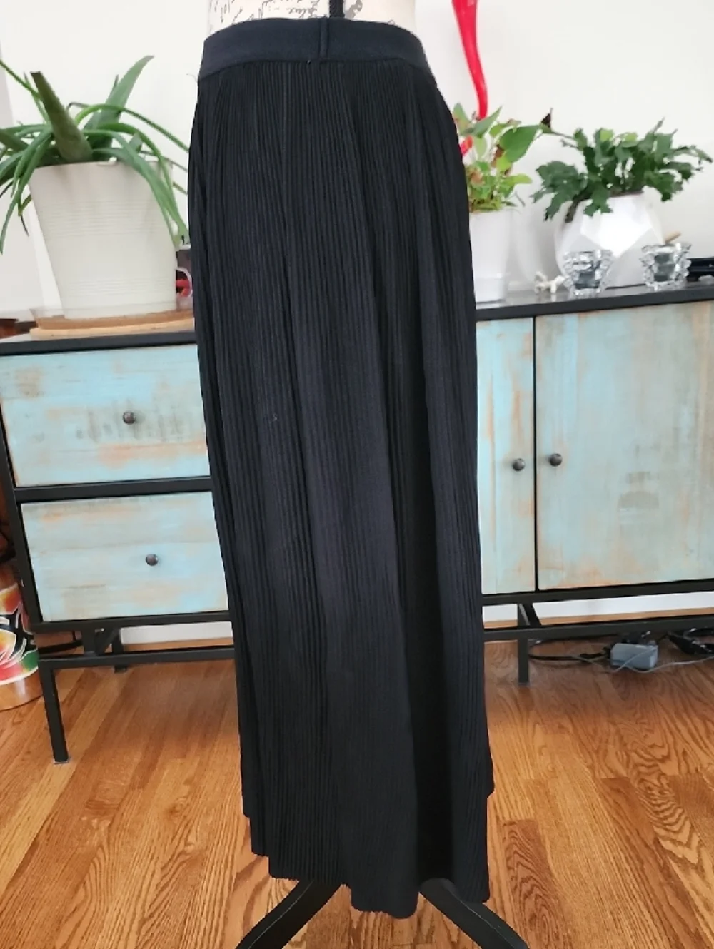 Zara Pleated Wide-Leg Palazzo Pants - Picture 5 of 9